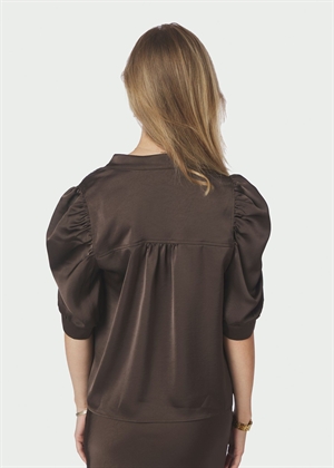 Roella heavy sateen bluse Dark Brown Neo Noir 